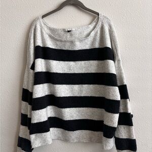 American Eagle Outfitters Ballet Sweater
